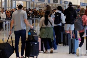 সরকারি শাটডাউন: যুক্তরাষ্ট্রে ৫ হাজারের বেশি ফ্লাইট বাতিল, যাত্রায় বিলম্ব