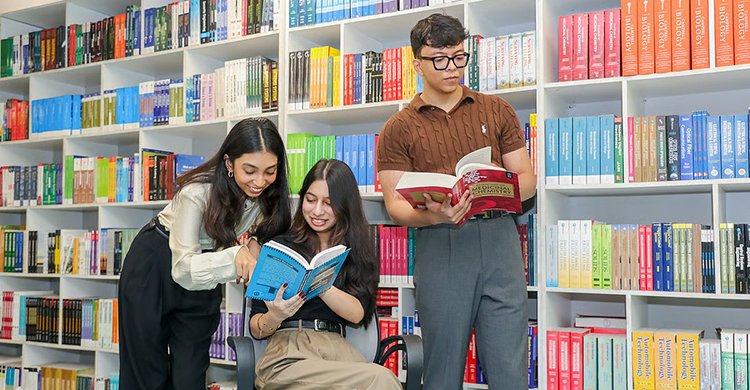 এইচ–১বি ভিসা বাতিলের পথে যুক্তরাষ্ট্র, প্রযুক্তি খাতে পরিবর্তনের শঙ্কা