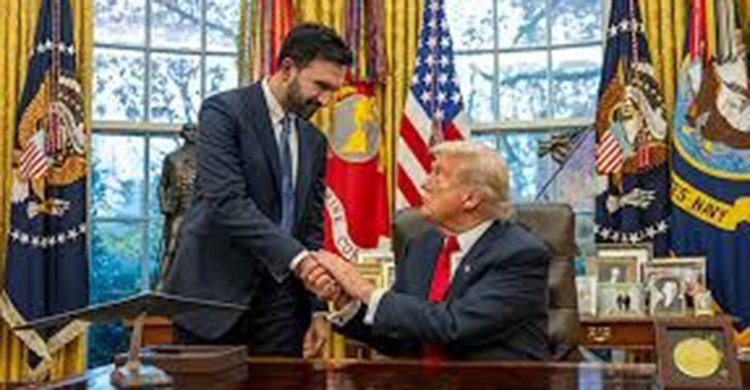 ট্রাম্প-মামদানির বিস্ময়কর বৈঠকে যা ঘটল, হঠাৎ মামদানির এত প্রশংসার কারণ কী