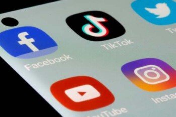 অস্ট্রেলিয়া থেকে ইউরোপ: সোশ্যাল মিডিয়ায় শিশুদের প্রবেশাধিকার কমাতে বিভিন্ন দেশের উদ্যোগ