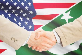 ওয়াশিংটন ‘ভারত প্রথম’ নীতি ছেড়ে কেন হঠাৎ পাকিস্তানের দিকে ঝুঁকে পড়ল