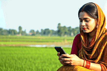 বাংলাদেশের ৮১ শতাংশ মানুষ মুঠোফোন ব্যবহার করেন, ৭২ শতাংশ পরিবারে স্মার্টফোন – বিবিএসের জরিপ