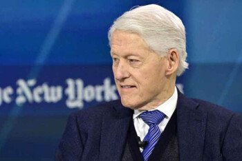 বিল ক্লিনটনকে ‘বলির পাঁঠা’ বানানোর অভিযোগ ট্রাম্পের বিরুদ্ধে