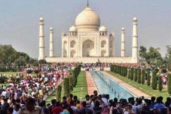 ভারতে পর্যটক গমনে শীর্ষ দেশের তালিকায় দ্বিতীয় স্থানে বাংলাদেশ