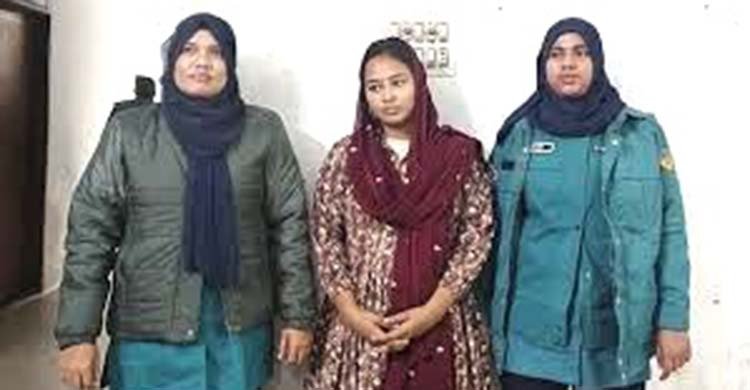 যৌথবাহিনীর অভিযানে আলোচিত ‘জুলাই যোদ্ধা’ তাহরিমা গ্রেপ্তার