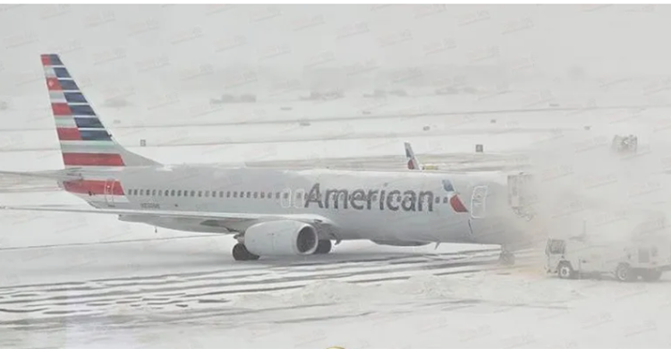 শীতকালীন ঝড় ‘ডেভিন’-এর তাণ্ডবে যুক্তরাষ্ট্রে দেড় হাজারের বেশি ফ্লাইট বাতিল