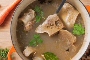 হাড়ের ঝোলের এত উপকার!