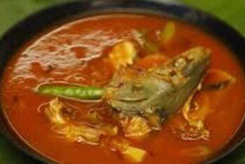 ইলিশের মাথায় টমেটোর খাট্টা মিঠা