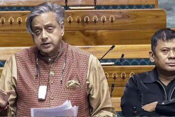 বাংলাদেশ পরিস্থিতি ভারতের জন্য ১৯৭১-এর পর সবচেয়ে বড় চ্যালেঞ্জ – জানালো শশী থারুরের নেতৃত্বাধীন লোকসভা কমিটি