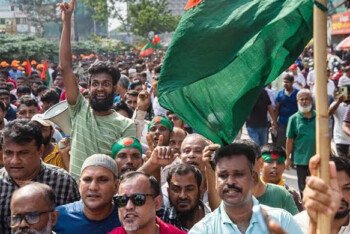 গণতন্ত্রের পথে বাংলাদেশ: মুক্তি নাকি ফ্যাসিবাদের নতুন পর্ব?