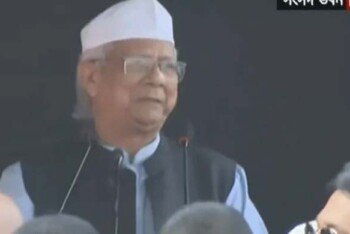 তুমি যা বলে গেছ, তা যেন পূরণ করতে পারি, হাদির জানাজায় প্রধান উপদেষ্টা ড. ইউনুস