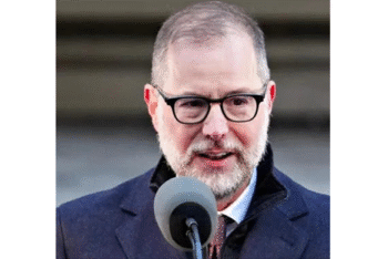 নিউ ইয়র্ক সিটির দুই বছরে ১২.৬ বিলিয়ন ডলারের বাজেট ঘাটতি নিয়ে উদ্বেগ নতুন কম্পট্রোলার মার্ক লেভিনের