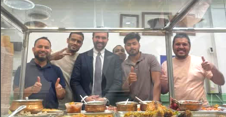 এষ্টোরিয়ার বৈশাখী’র আলু ভর্তায় মুগ্ধ নিউ ইয়র্ক সিটি মেয়র মামদানি