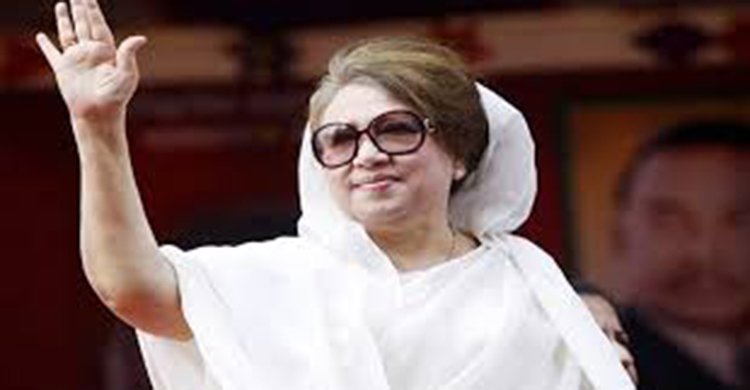 গৃহবধূ থেকে গণতন্ত্রের প্রতীক বেগম খালেদা জিয়া