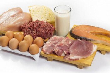 মাত্রাতিরিক্ত প্রোটিন গ্রহণে শরীরে যা ঘটতে পারে