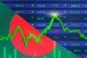 ২০২৬ সালে কি ঘুরে দাঁড়াতে পারবে বাংলাদেশের অর্থনীতি?