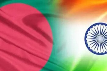 কূটনীতিকদের পরিবার ‘ফিরিয়ে নিচ্ছে’ ভারত, ঢাকাকে ‘শান্ত ও বাস্তবসম্মত’ পদক্ষেপের পরামর্শ বিশেষজ্ঞদের