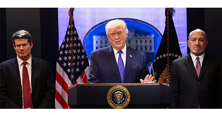 শুল্ক বাতিলের রায়ে চটেছেন ট্রাম্প, বিচারপতিদের ‘ব্যক্তিগত আক্রমণ’