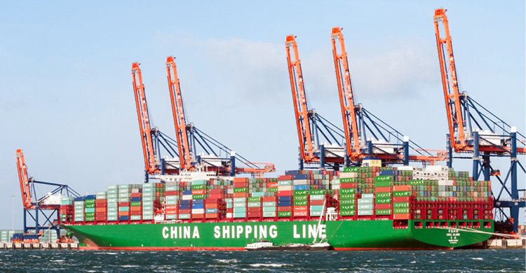 দ্য ডিপ্লোম্যাটের নিবন্ধ : ট্রাম্পের চোখে ধুলা দিয়ে ‘বিনা শুল্কে’ যুক্তরাষ্ট্রে পণ্য পাঠাচ্ছে চীন