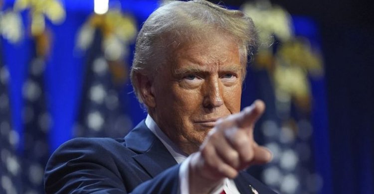 নিন্দা জানাই, তবে ভুল করিনি: ওবামা দম্পতিকে ‘বানর’ রূপে দেখানো ভিডিও প্রসঙ্গে ট্রাম্প