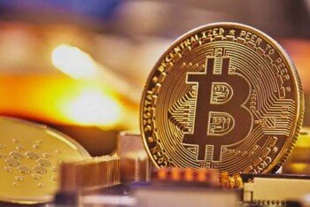 বিটকয়েনের দামে মহাধস, উধাও ২ ট্রিলিয়ন ডলার