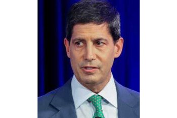 যুক্তরাষ্ট্রের কেন্দ্রীয় ব্যাংক ফেডারেল রিজার্ভের নতুন চেয়ারম্যান কেভিন ওয়ার্শ