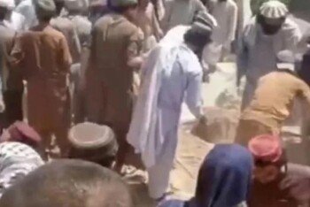 পাকিস্তানে করাচীতেভয়াবহ বিস্ফোরণে নিহত ৯, আহত অনেকে