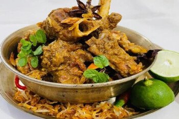 খাসির মাংসের রসল্লা