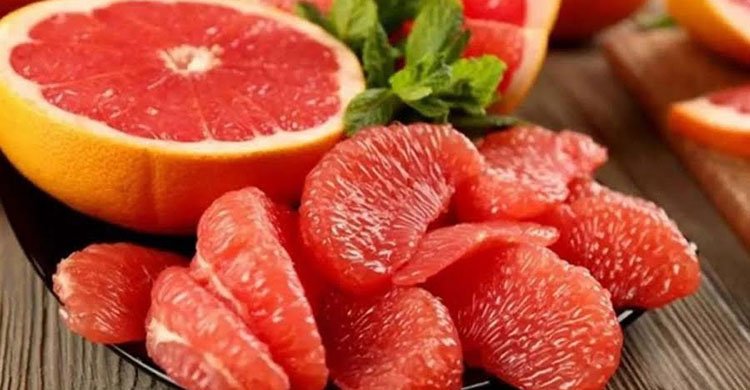 কতটুকু জাম্বুরা খেলে ভিটামিন সির চাহিদা পূরণ হবে?