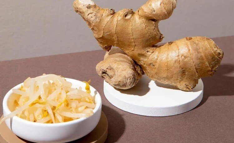 কাশি কমায় আদা, জেনে নিন এর আরো ৫টি গুণ