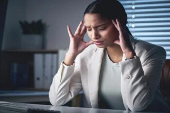 মানসিক চাপ কমানোর ৯ উপায়