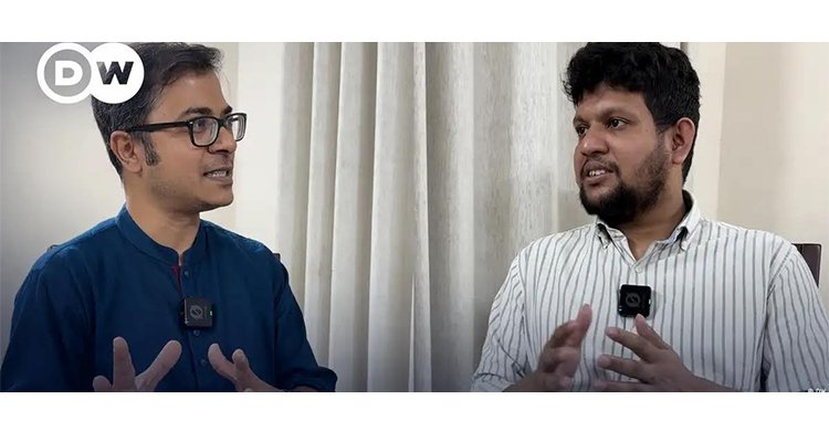 ‘প্রাসাদ ষড়যন্ত্রে’ ছাত্ররা প্রথম মাসেই ছিটকে পড়েছিল’