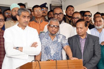 বাংলাদেশে শিগগিরই চালু হচ্ছে ‘প্রবাসী কার্ড’ জানালেন প্রবাসীকল্যাণ মন্ত্রী আরিফুল