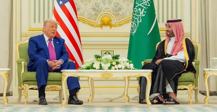 সৌদি আরব-ইসরায়েলের চাপেই ইরানে হামলা চালায় যুক্তরাষ্ট্র বলেছে দ্য ওয়াশিংটন পোস্ট