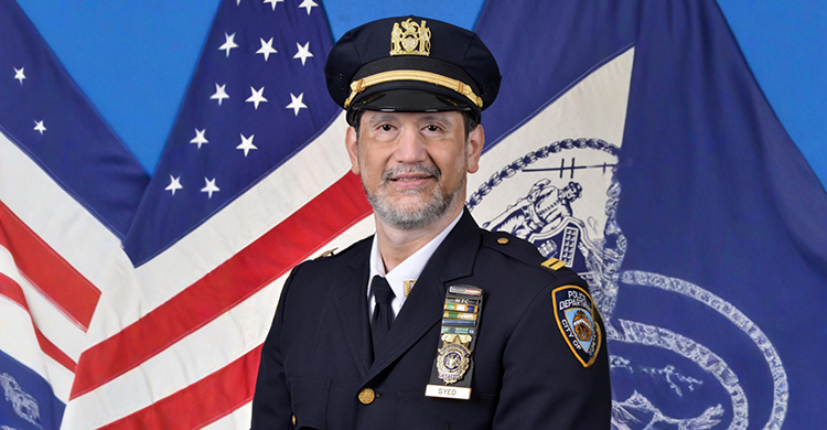 বাংলাদেশি-আমেরিকান ক্যাপ্টেন সাঈদ সুমন নিউইয়র্ক সিটি পুলিশ ডিপার্টমেন্টের ১০৭তম প্রিসিঙ্কটের নির্বাহী কর্মকর্তা