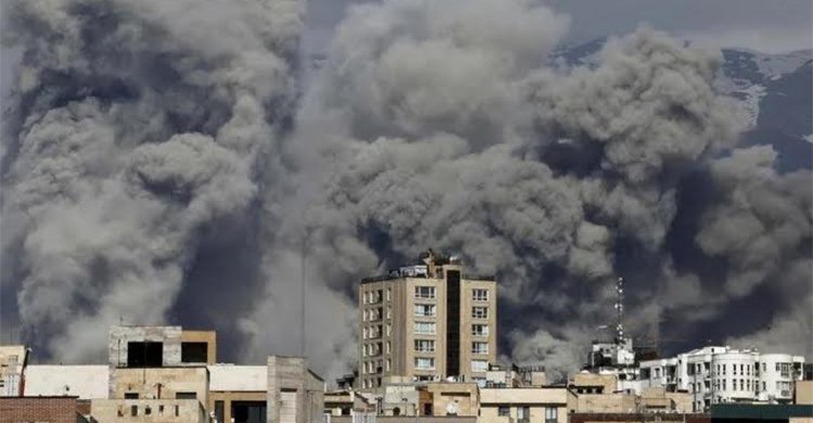 ইরানের বিরুদ্ধে অভিযানে ৩ মার্কিন সেনা নিহত, গুরুতর আহত ৫