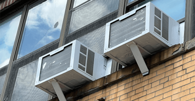 নিউ ইয়র্ক সিটির বাড়িওয়ালাদের শীঘ্রই শীতাতপ নিয়ন্ত্রণ ব্যবস্থা (AC) প্রদান করা বাধ্যতামূলক হবে