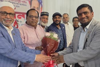 সিলেট জেলা পরিষদের প্রশাসক আবুল কাহের চৌধুরী শামীমকে নিউ ইয়র্কে জালালাবাদ এসোসিয়েশন অব আমেরিকার পক্ষ থেকে সংবর্ধনা প্রদান