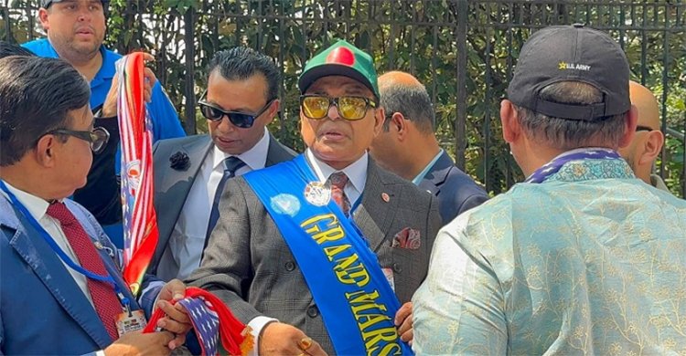 নিউইয়র্কে জমকালো আয়োজনে, আশানুরুপ দর্শক ও আমন্ত্রিত অতিথিদের অনুপস্থিতিতে প্রথমবারের মতো ‘সাউথ এশিয়ান ইউনিটি প্যারেড’ অনুষ্ঠিত