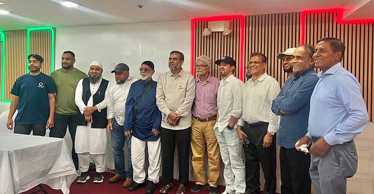 নিউইয়র্কের বাংলা মিডিয়ার সাথে জামায়াত নেতা এহসানুল মাহবুব জোবায়ের মতবিনিময়