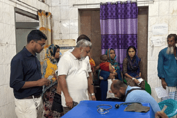 বাংলাদেশে তিন সাংবাদিককে মারধর, অভিযোগ যুবদল নেতার বিরুদ্ধে