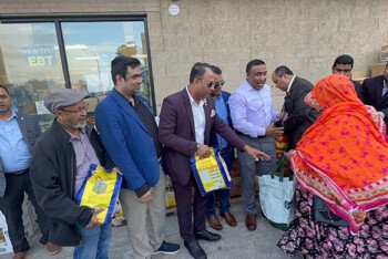 জ্যামাইকায় ৩ শতাধিক মানুষের মাঝে নিউইয়র্ক বাংলাদেশি আমেরিকান লায়ন্স ক্লাবের খাদ্য বিতরণ